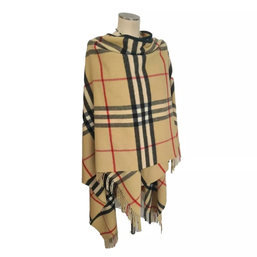 Burberry 100% Lambswool Oversized wrap shawl made in Scotland Retail $1150